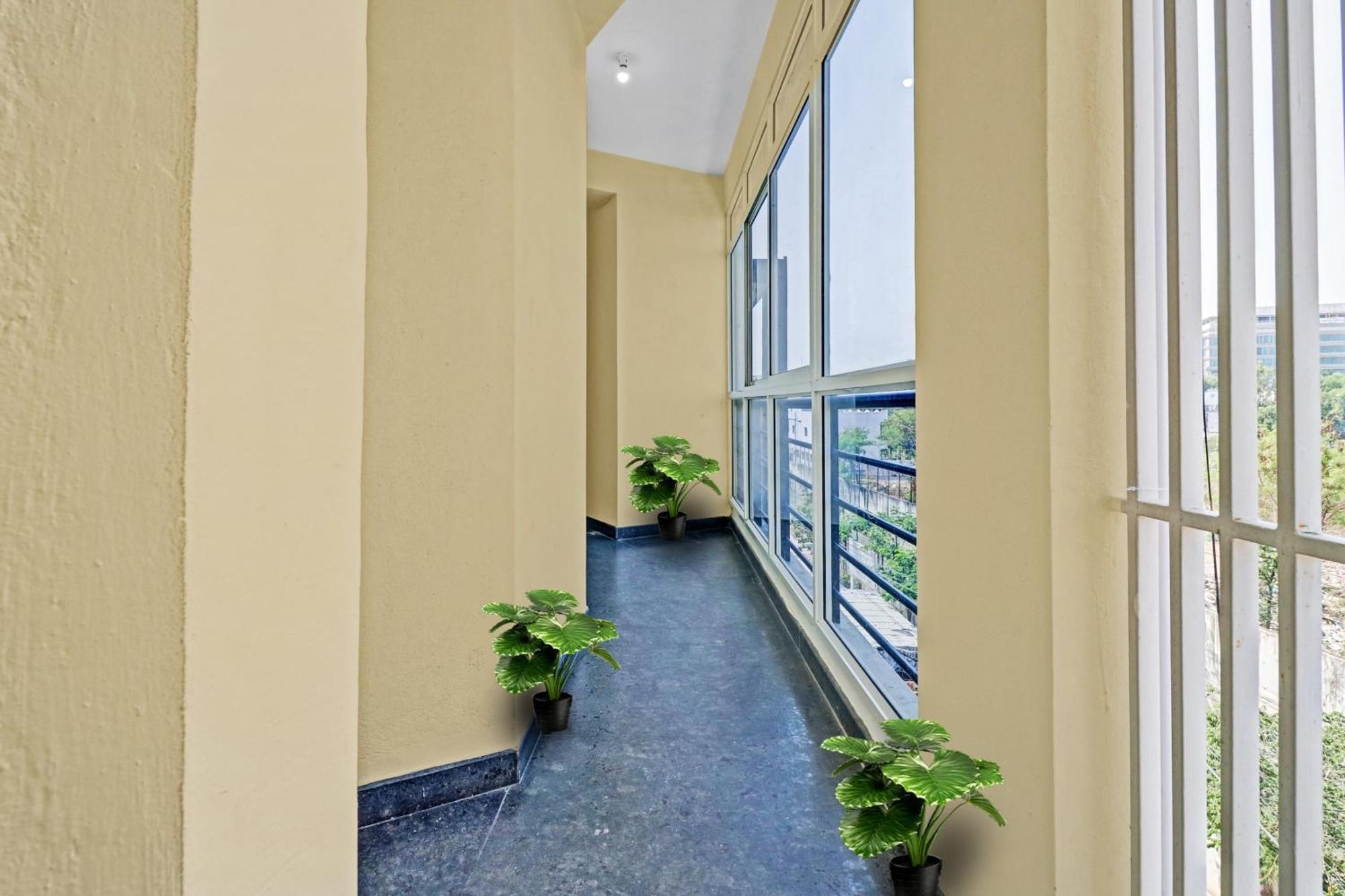 Hotel O Mn Residency Near Ragigudda Sri Prasanna Anjaneyaswamy Temple Bangalore Eksteriør billede
